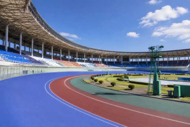 open-grandstand-bend